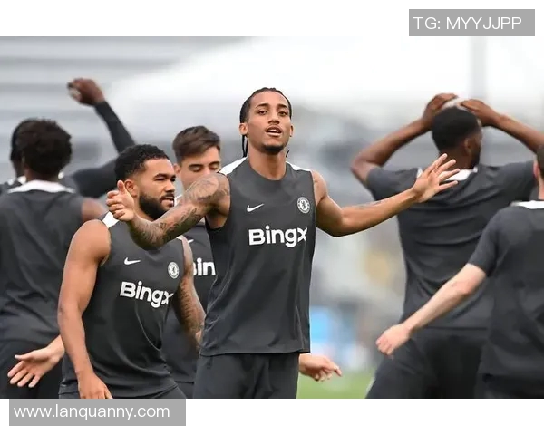 欧足联5000欧元罚款反映反种族歧视行动的象征性与无力感 欧足联5000欧元罚款反映反种族歧视行动的象征性与无力感